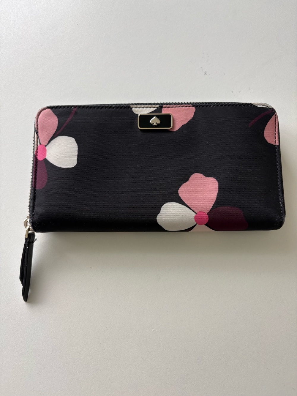 Kate spade Nylon floral Zip wallet